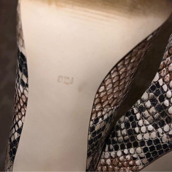 Marc fisher side 8.5 shoe - Picture 6 of 6